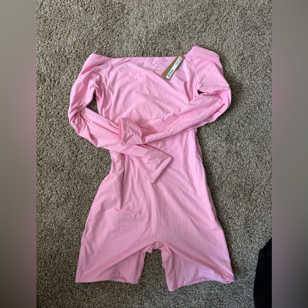 SKIMS Soft Pink Long sleeve romper